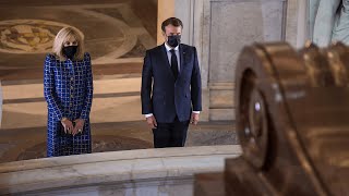 Macron lays wreath at tomb of Napoleon on 200th anniversary of death [upl. by Stormi]