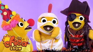 Chicas Halloween SURPRISE COSTUME GAME 🎃👻  The Chica Show  Universal Kids Preschool [upl. by Kampmann725]