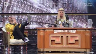 Marracash al Donatella Versace Late Show  Virginia Raffaele  Facciamo che io ero 31052017 [upl. by Sacul]