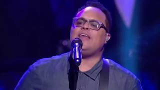 Jesus Es El Centro  Israel Houghton En vivo [upl. by Sungam]